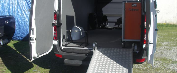 Porta moto Mercedes