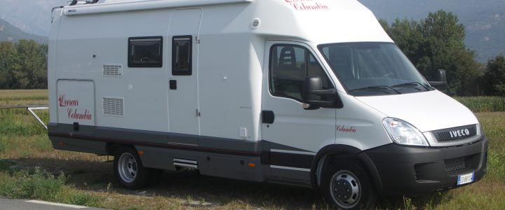 Columbia 690 4 posti