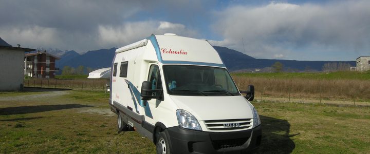 Columbia 650 4 posti